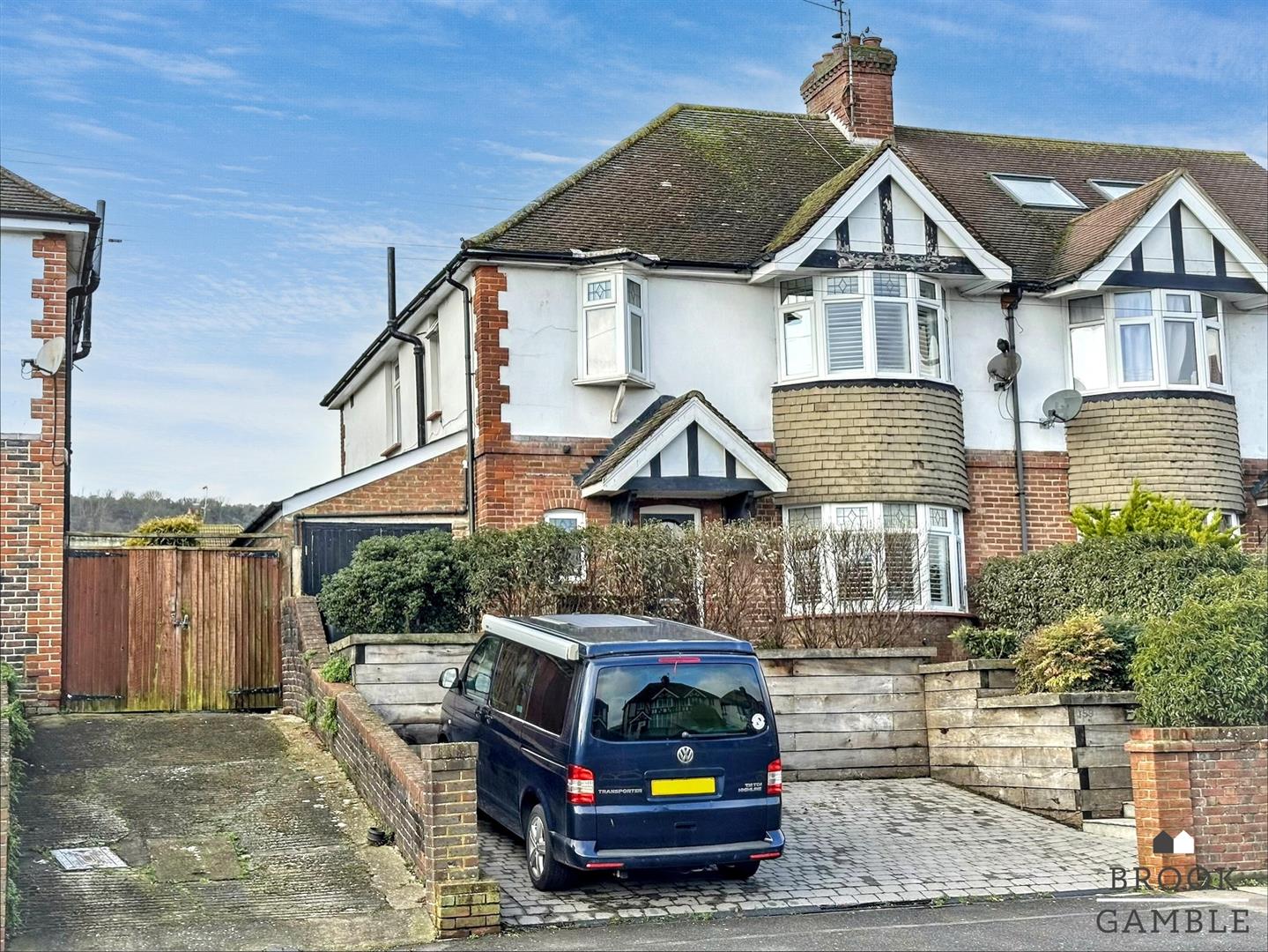 3 Bedroom House for Sale: £489,950. Victoria Drive in Eastbourne, East Sussex